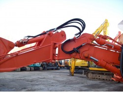 Boom offset on Fiat Hitachi...